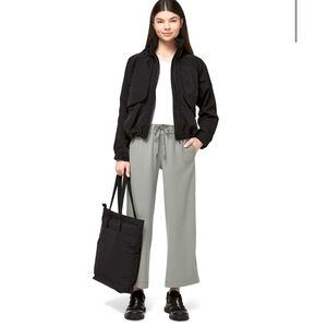 Lululemon- On the fly wide leg pant 2